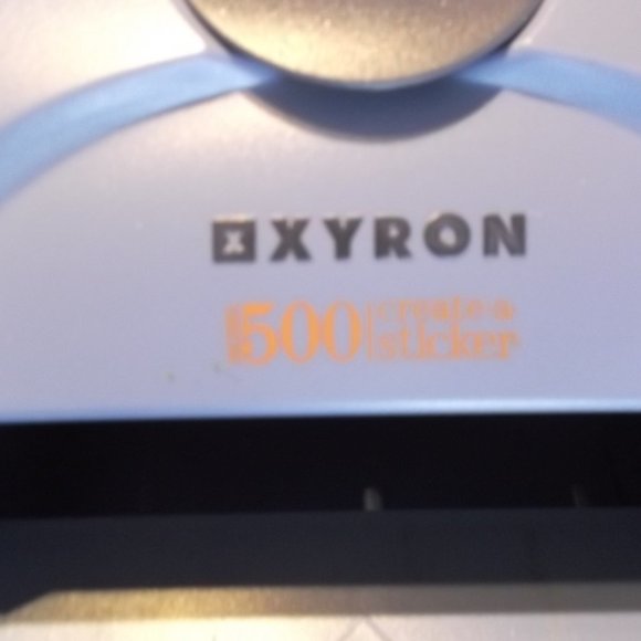 Xyron Model 500 Create-A-Sticker Purple sticker maker - Picture 7 of 7